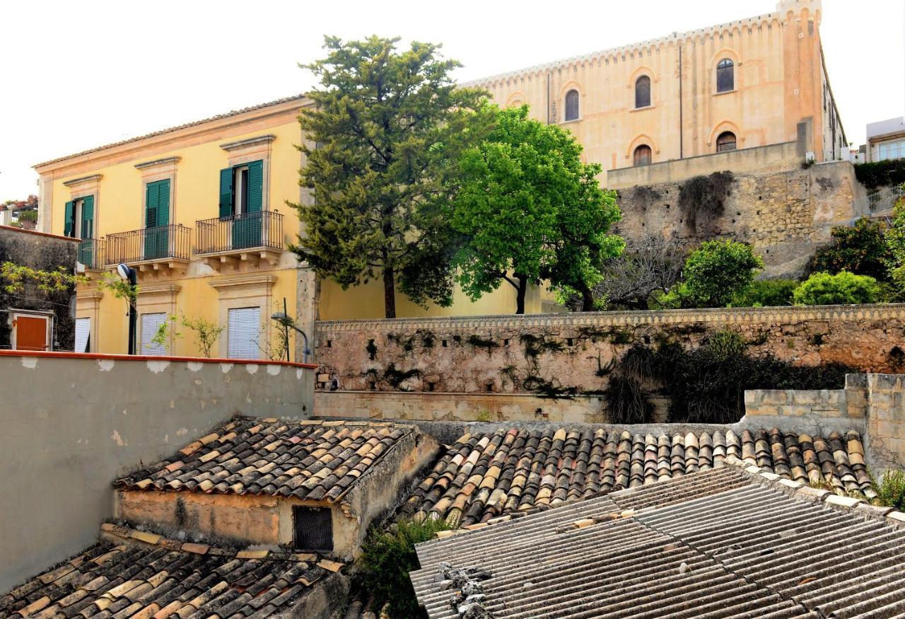 Casa Vacanze La Collinetta Lavanda Villa Noto Bagian luar foto